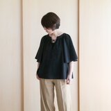 フレアースリーブブラウス（ブラック）の画像