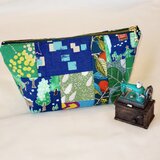 かわいいパッチワークポーチ(ブルー)