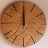 無垢の木の電波掛け時計　くり　００８５