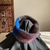 ツートンカラーのスヌード　　（赤×青）