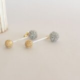 つぶつぶシラタマノキのイヤリングの画像