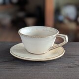 小振りなカップ＆ソーサーの画像