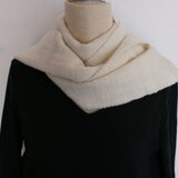 手紡ぎのマフラー（オフホワイト / 綾織）