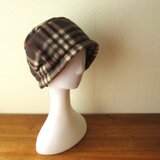 誰にでも似合うほっこりキャップ　タータンチェックダークブラウン
