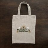 ミラーワーク刺繍のトートバッグの画像