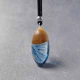 ウッドレジン ペンダント / ネックレス 「海の雫」の画像