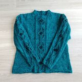 エメラルドグリーンのモヘアセーター