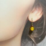 推しカラー黄色メノウピアス＆イヤリングの画像