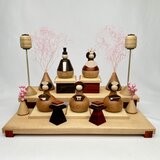 無垢材のひな段飾り　桃の節句　おひな様　三人官女　真鍮　木材　ひな祭り