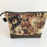 可愛いテディベア柄ポーチ