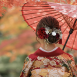深紅のダリアと枝垂れパールの髪飾り　No.LD71 髪飾り　成人式　卒業式　結婚式　ヘアアクセサリー　髪かざり　振袖　着物　和装の画像