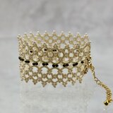 《雑誌anan掲載商品》きらびやかにビーズタティングのブレスレット〜クリーム〜