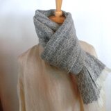 地模様の手織りマフラー　ロング