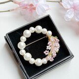 春爛漫 枝垂れ桜とコットンパールのブローチの画像