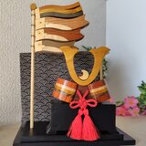 寄せ木の五月人形　鯉のぼりと兜飾り　垂れ幕付きの画像
