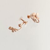 【1点もの】アナベルアジサイのイヤリングの画像