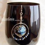 洋風転写ビーズのコスモフラワー片耳ピアス