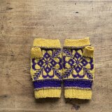 ハンドウォーマー*③大きなお花柄*ラムウール100%*ニット*手編み*冷えとり*ミトン*手袋*リストウォーマー*民族衣装