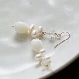 14kgf マザーオブパールの チューリップ ピアス/イヤリング
