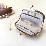 【本革】《コロンと可愛い》ミニアクセサリーケース／ダークブラウン◎伸びるポケット&ネックレスホルダー　ヌメ革　経年変化