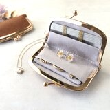 【本革】《コロンと可愛い》ミニアクセサリーケース／ブラウン◎伸びるポケット&ネックレスホルダー　ヌメ革　経年変化の画像