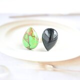 【一点もの】グリーン ターコイズ × オニキス リング 指輪 フリーサイズ フォークリング 緑 黒の画像