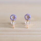 小さな花のイヤリング・ピアス　藤色の小花の画像