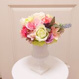 グリーンローズとピンクローズのアートフラワーの画像