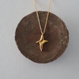 Petit cross necklaceの画像