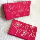 花刺繍の通帳ケース・チェリーピンクの画像