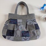 カーキ色　レースのパッチワークバッグ♪の画像