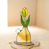 黄色のチューリップ ✣ ＜ ステンドグラス ＞の画像