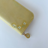 イタリアンレザー × 刺繍革財布『hana＊hana』イエロー（牛革）長財布☆ラウンドファスナー☆
