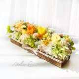 お部屋をパッと明るく！ビタミンカラーのフラワーアレンジメント     母の日  結婚祝い 引越し祝い  誕生日  開店祝いの画像