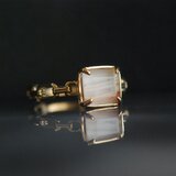 シルクのような輝き チューブ inトパーズ（ニードルイントパーズ）リング / K10【１点限り】の画像