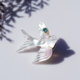 宝石を運ぶツバメのブローチ　～The Happy Princeの画像