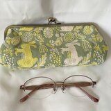 受注制作　点と線模様製作所　ウサギ　がま口メガネ、ペンケース　　