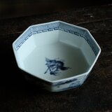 八角で素敵◆見込みに麒麟。瀬戸焼　黒染付八角大鉢　骨董・antiques 中国美術　大正~昭和初期の画像