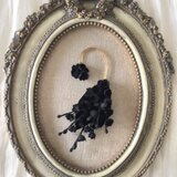 染め花スズランのイヤーフック(ブラック)