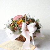 母の日遅れてごめんね企画・10％OFFになります。ガーベラのバスケットアレンジの画像