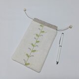 野花の刺繍巾着〜すずめのえんどうの画像