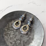 金具変更OK　しずくモチーフのイヤーアクセサリー（P1079）の画像