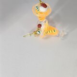 ポップなネオンカラーのクリームソーダのピアス（オレンジ）の画像