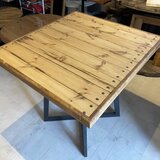 在庫あり　即納　hotaru テーブル　机　カフェ　BAR ダーク　ブラック　アップサイクルの画像