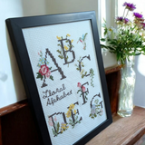 刺繍キット　花のサンプラーの画像
