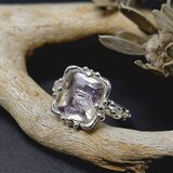 ～妖精の粉をちりばめた石～　ピンクファイアークォーツの粒飾りリング　12号　天然石アクセサリー　一点物　macariの画像