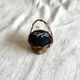 ラタンのピンクッション【ちょうちょ】の画像