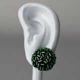 ピアス　ばらまく　4　まる　竹ビーズ　グリーン　ビリジアン　サージカルステンレスピアス　おおぶり　一点もの　ビーズ刺繍の画像