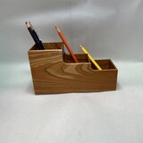 樹のペン立ての画像