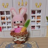 羊毛フェル　小さなニンジン付きうさぎちゃん籠付き　固め作りの画像